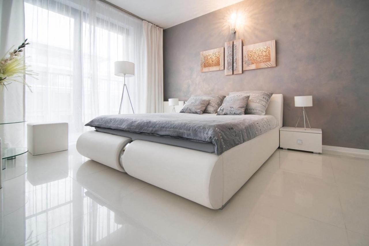 Art Apart Market Square Вроцлав Екстер'єр фото